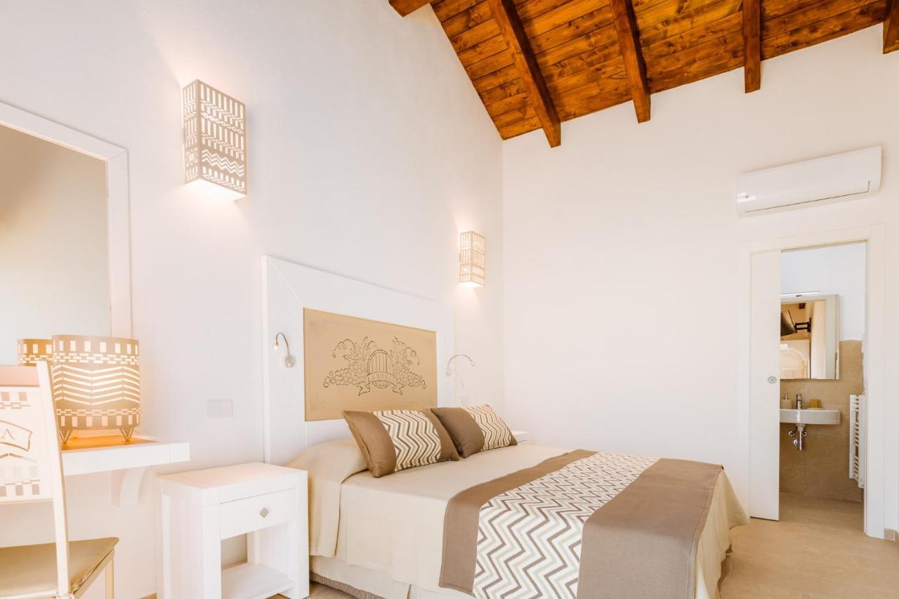 La Vinia Bed&Wine Experience - Adults Only Βίλα Σάσαρι Εξωτερικό φωτογραφία