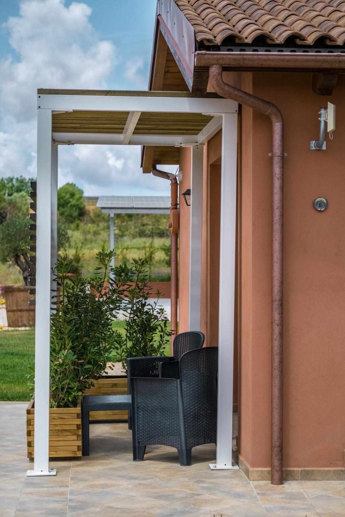 La Vinia Bed&Wine Experience - Adults Only Βίλα Σάσαρι Δωμάτιο φωτογραφία