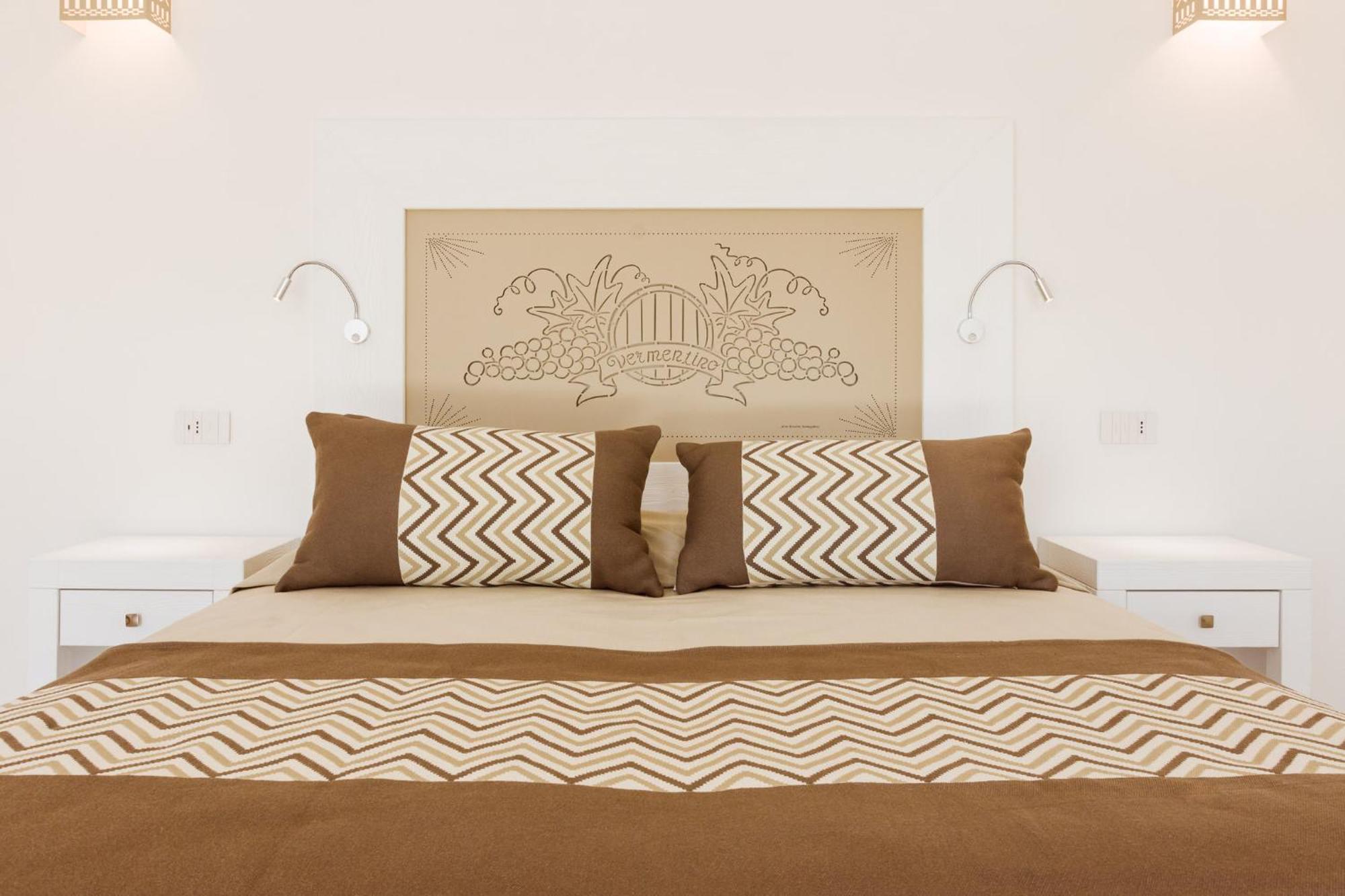 La Vinia Bed&Wine Experience - Adults Only Βίλα Σάσαρι Δωμάτιο φωτογραφία